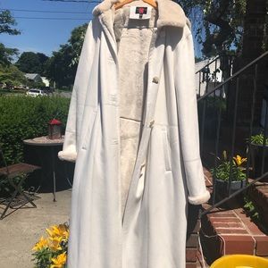 Gallery White winter coat